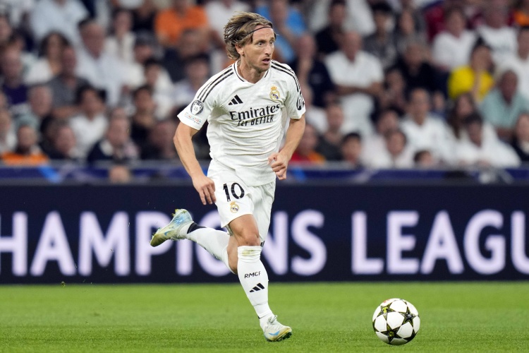 意天空：米蘭為莫德里奇提供1年合同，以及世界杯前踢主力的機會