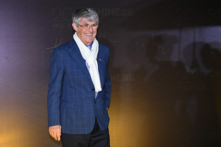 米盧預測國足2-1，媒體人：現(xiàn)在人家那1完成了，咱們這2準備了啊