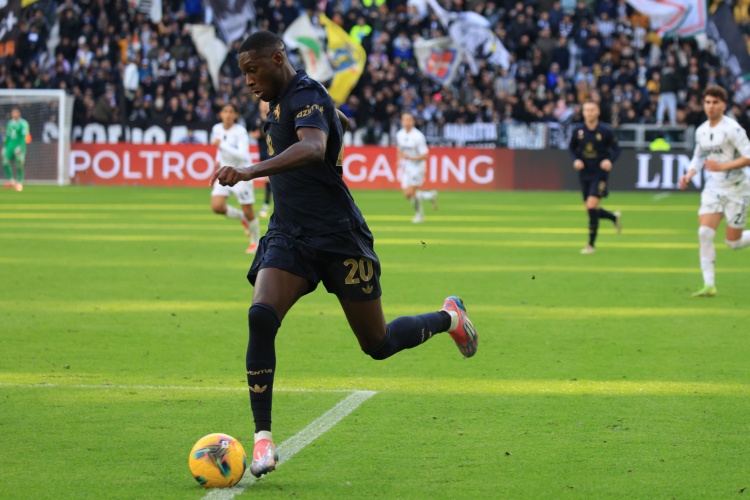 米體：尤文與巴黎談判順利，穆阿尼接近完成世俱杯賽事的續(xù)租