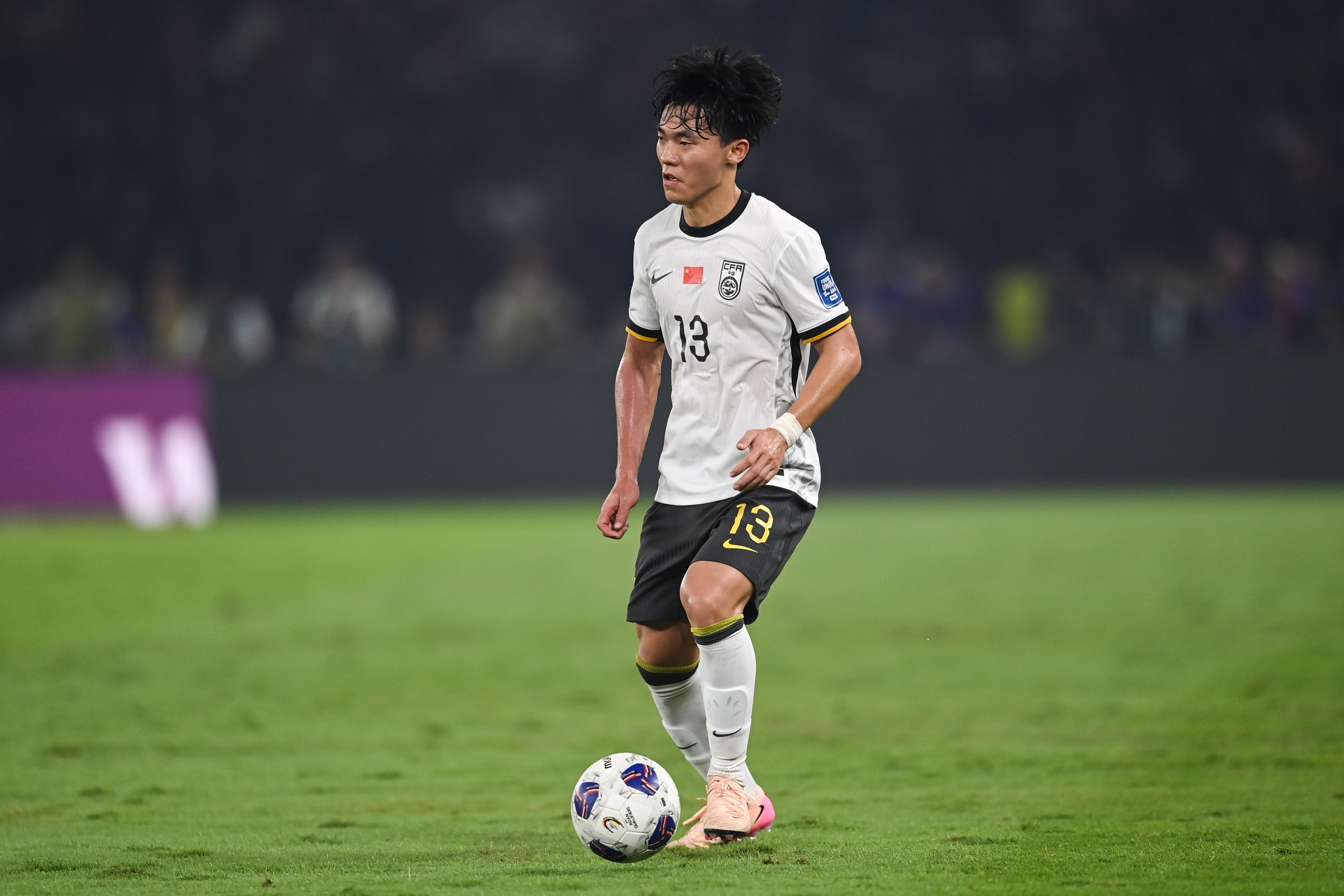 雪上加霜！體壇：朱辰杰和胡荷韜雙雙受傷，兩人難趕上末輪對(duì)巴林