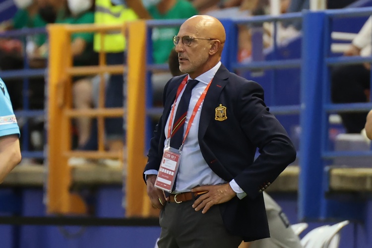 差點(diǎn)被追平！西班牙被法國(guó)射門24腳，創(chuàng)德拉富恩特上任后紀(jì)錄