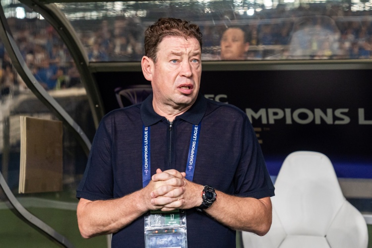 斯盧茨基早看穿？申花兩將聯賽不受重用，卻被伊萬當做國足主力