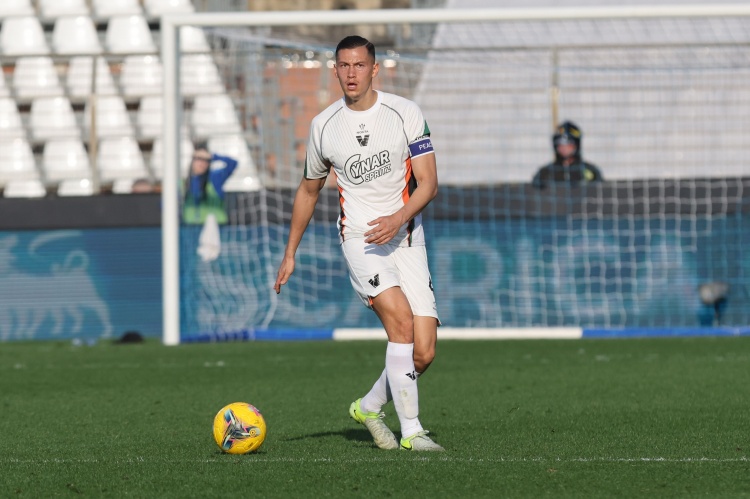 身價(jià)500萬歐！印尼媒：印尼隊(duì)隊(duì)長(zhǎng)伊澤斯受到意大利豪門的青睞