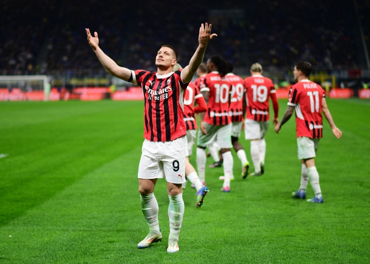 隆戈：約維奇收到藍十字400萬歐年薪報價，博塔弗戈也對他感興趣