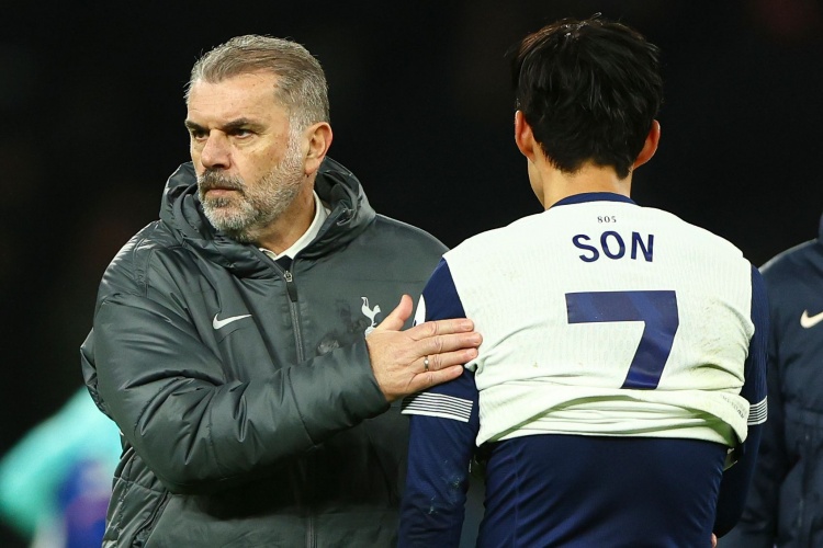 電訊報：盡管被熱刺解雇，但澳波仍然是帶領(lǐng)球隊前進的最佳人選