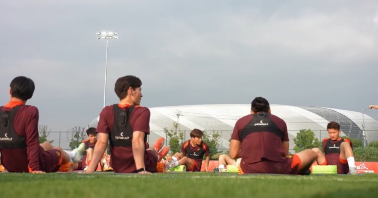 中國(guó)男足6月8日在重慶首次公開(kāi)訓(xùn)練 林良銘：為了球迷會(huì)付出所有