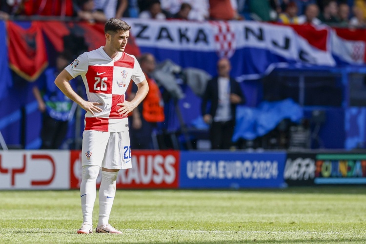 羅馬諾：科莫繼續(xù)和薩格勒布迪納摩談巴圖里納，交易順利推進(jìn)中