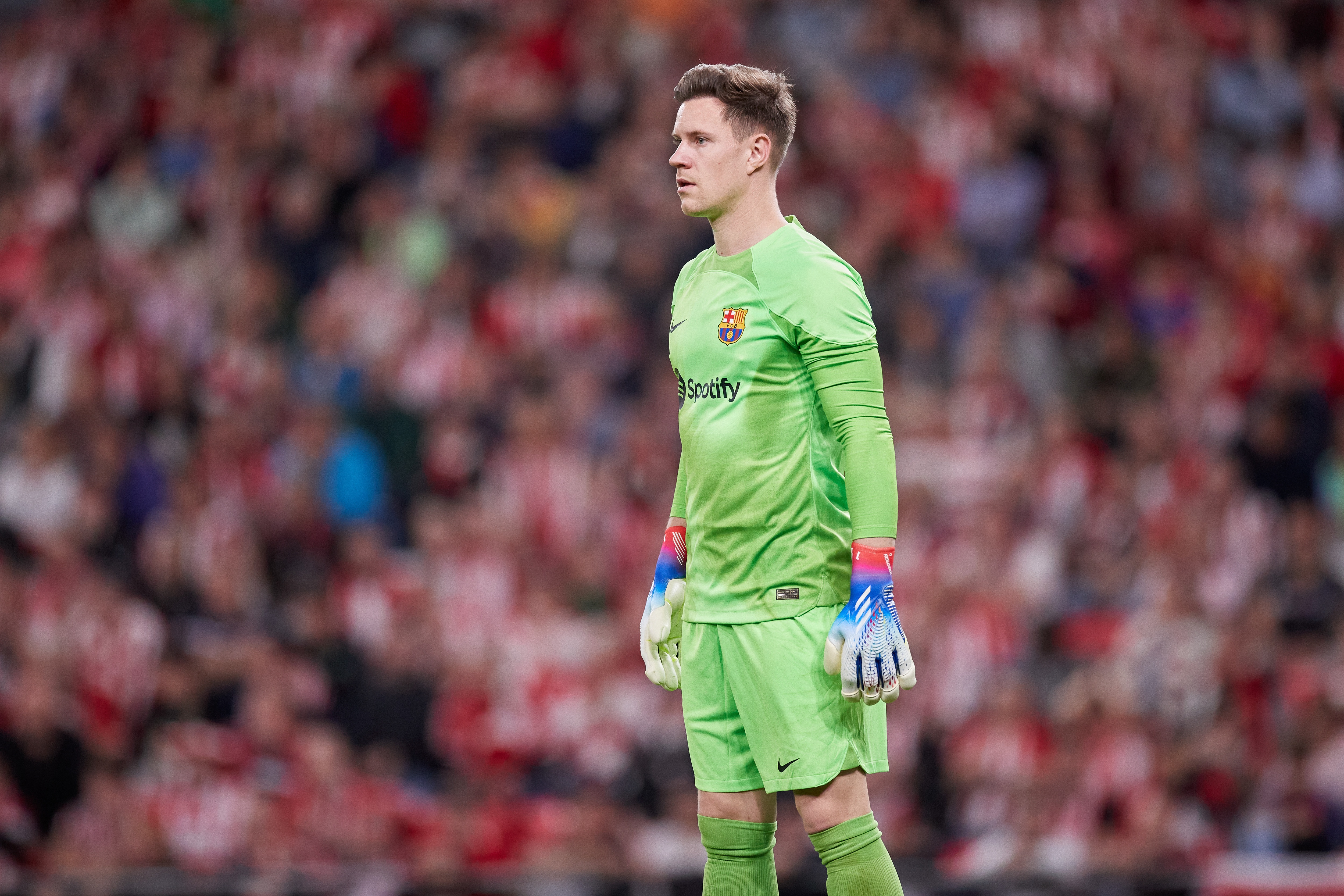 年薪630萬(wàn)歐！世體：加拉塔薩雷有意簽下特獅，但后者想留巴薩