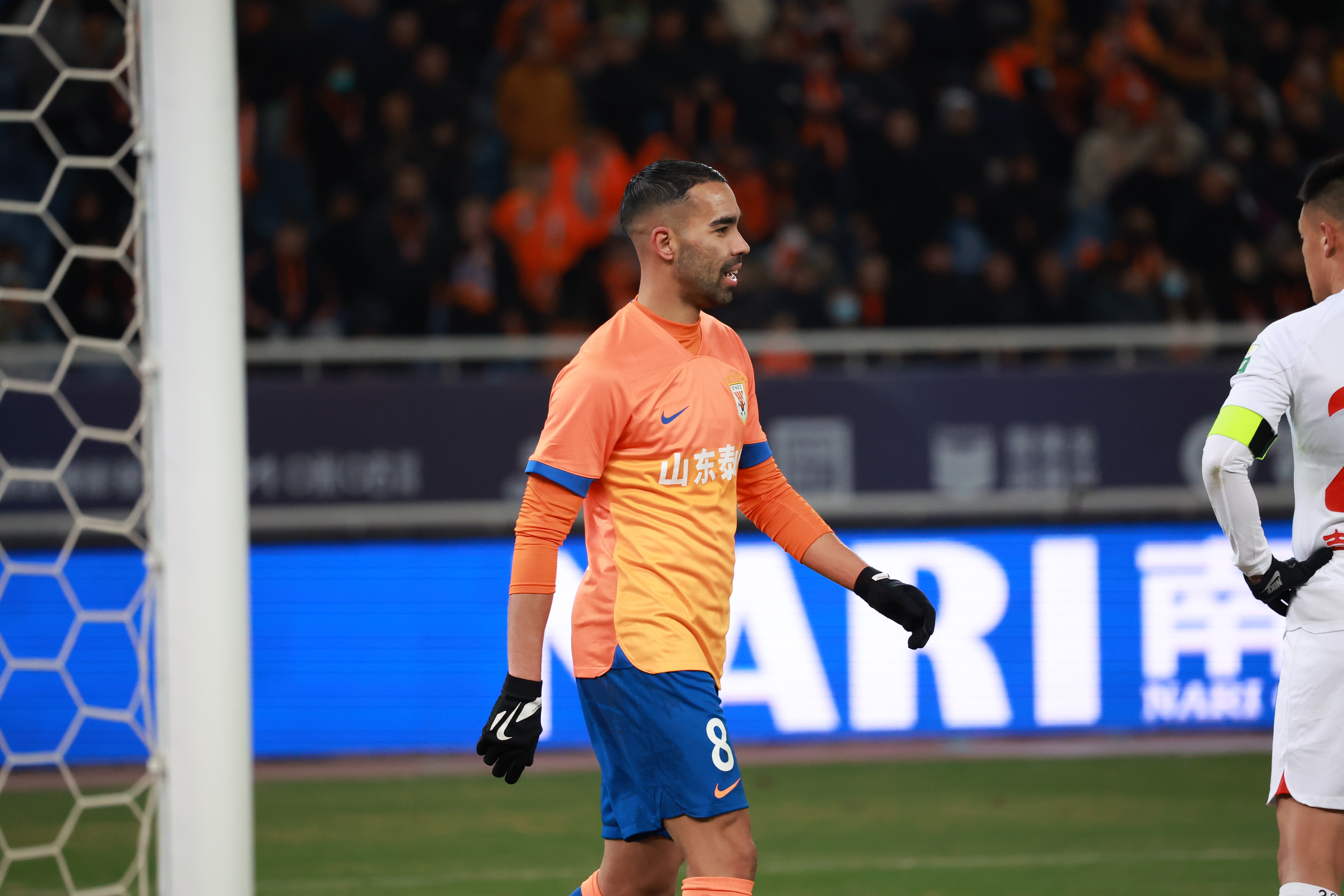 魯媒：胡荷韜確定無緣出戰(zhàn)泰山 德爾加多&廖力生缺席賽前踩場訓(xùn)練