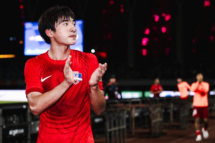 未來可期！17歲魏祥鑫首期德轉(zhuǎn)身價出爐，最新身價為20萬歐