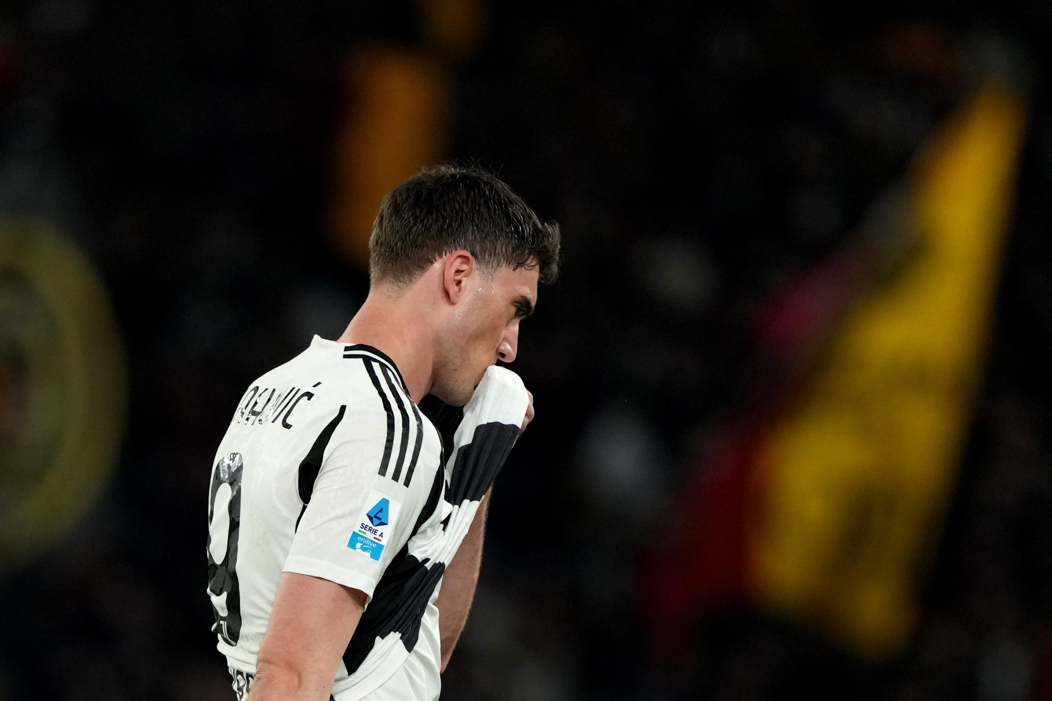 意媒：尤文為DV9提供的續(xù)約年薪不超過600萬歐，遭到球員拒絕