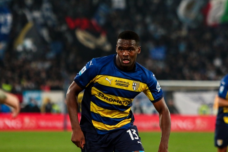 羅馬諾：國米為邦尼開價(jià)2200萬歐元加獎(jiǎng)金，但帕爾馬想要更多