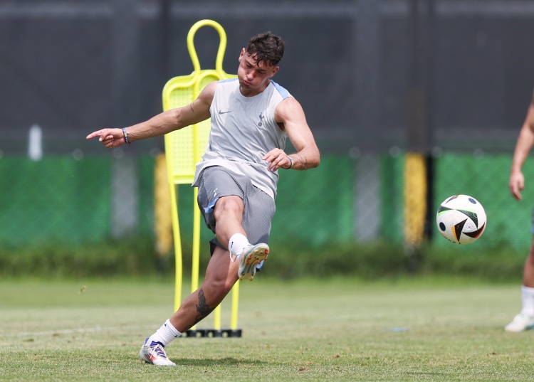 英媒：熱刺并未收到對貝利斯的報價，阿根廷競技的傳聞是阿媒炒作