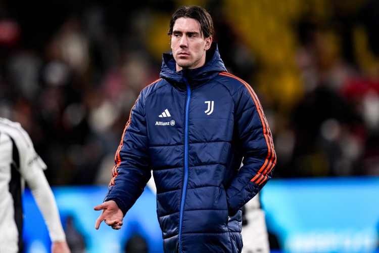 隆戈：弗拉霍維奇會留在尤文，他被米蘭吸引但不接受600萬歐年薪