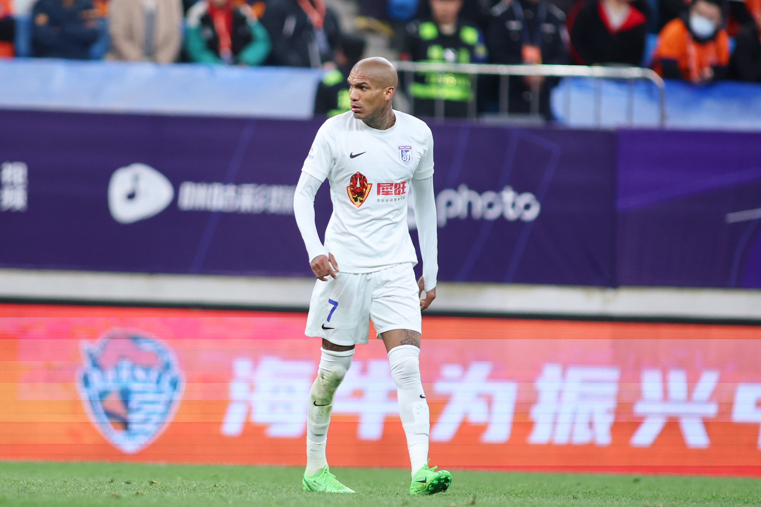 足球報：大連英博引援已有明確人選，卡蘭加被替換幾乎是板上釘釘