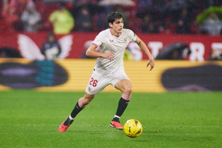 佩杜拉：那不勒斯可能以1500萬(wàn)歐總價(jià)簽下塞維利亞后衛(wèi)胡安盧