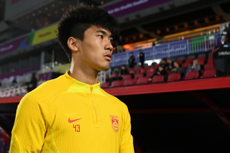 博主：吳少聰錯(cuò)過(guò)國(guó)足前兩次合練，目前仍以恢復(fù)訓(xùn)練為主