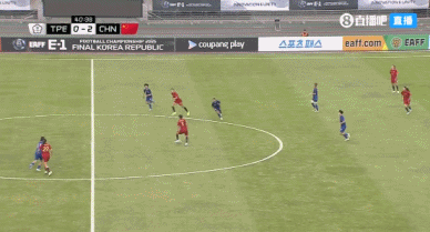 連續(xù)威脅球門！霍悅欣左腳遠(yuǎn)射被門將撲到橫梁，張馨再打被沒收