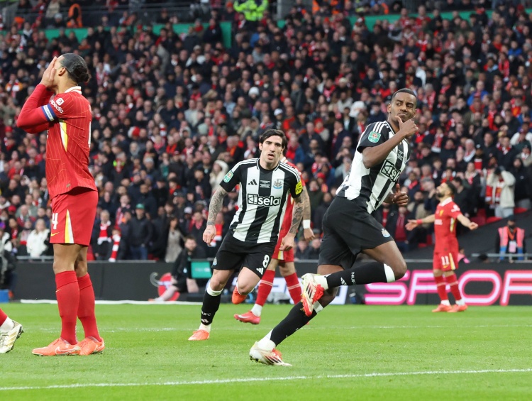 德天空：目前利物浦仍然視伊薩克為引援首選，其次是?；倏? 
                                         class=