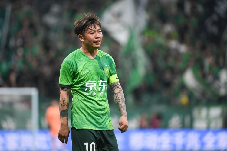 記者：開場兩丟球致命，申花防線中超最好&國安前場缺少爆破點