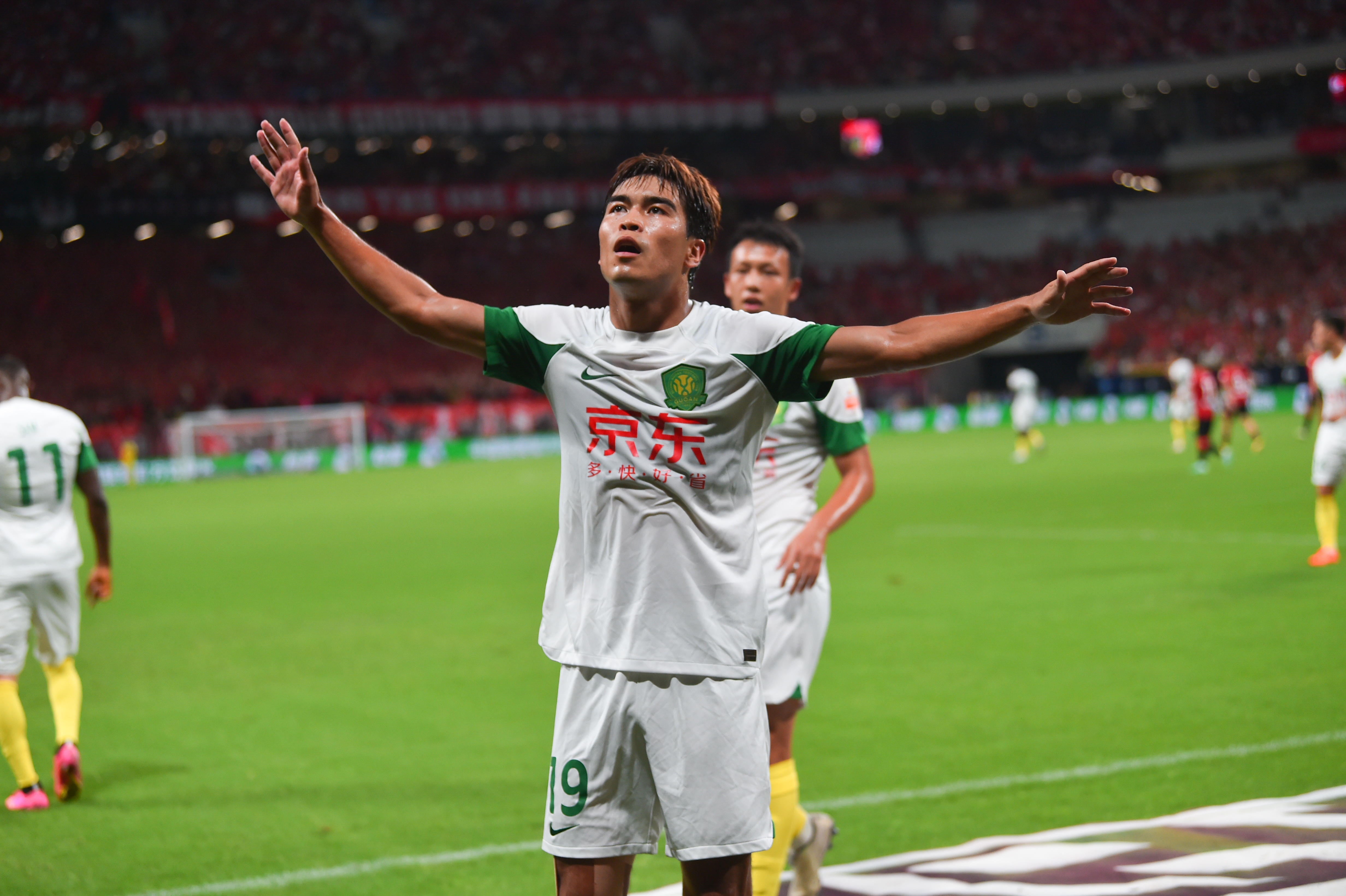 乃比江：第二個球怪我&給球迷們道歉 侯哥連續(xù)兩場都守住了，牛！