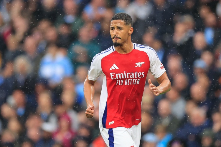 阿斯：皇馬依然在關(guān)注薩利巴，球員不愿與阿森納續(xù)約