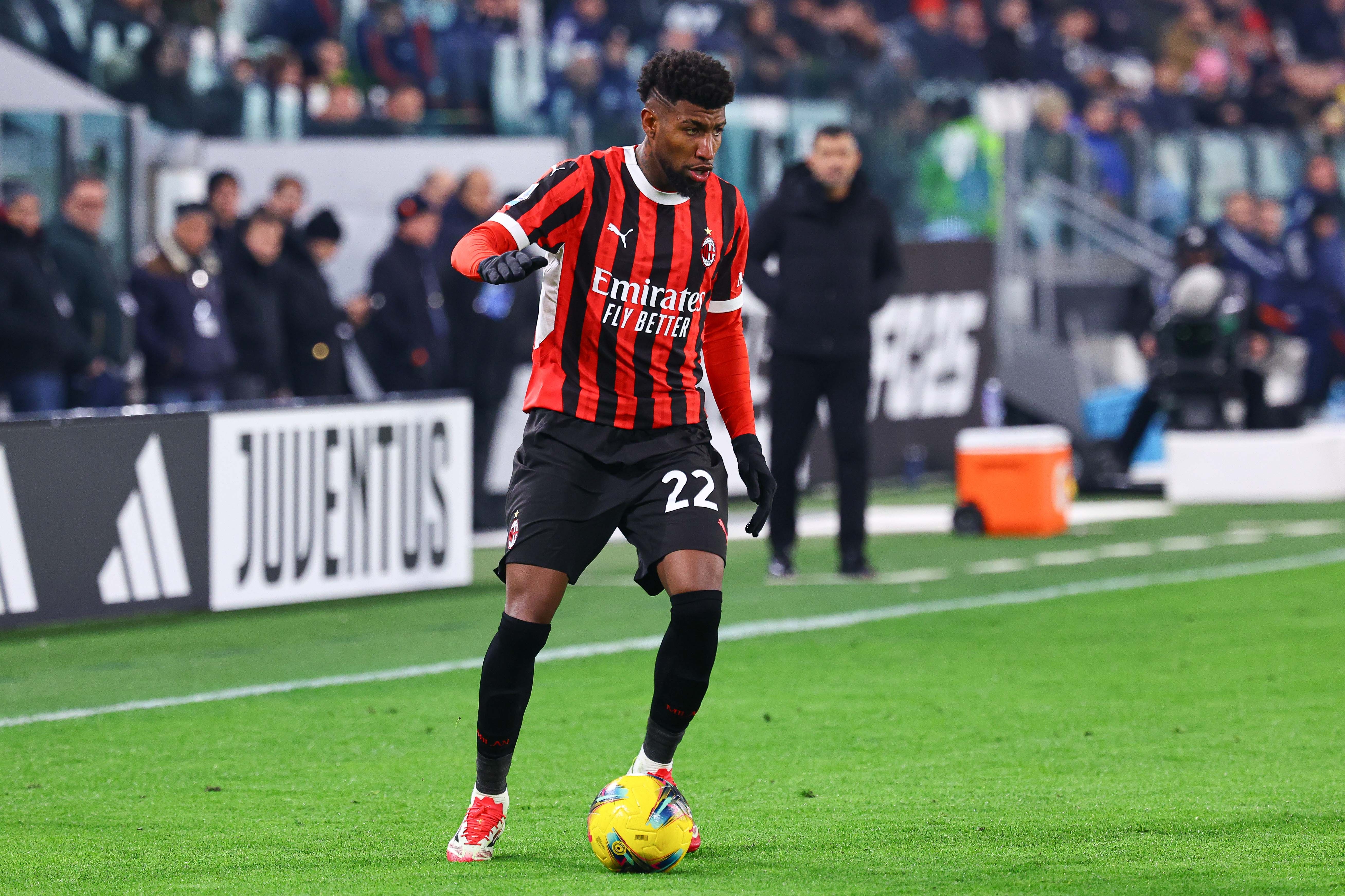 記者：米蘭高層并非都想引進布比利，埃默森愿意外租貝西克塔斯