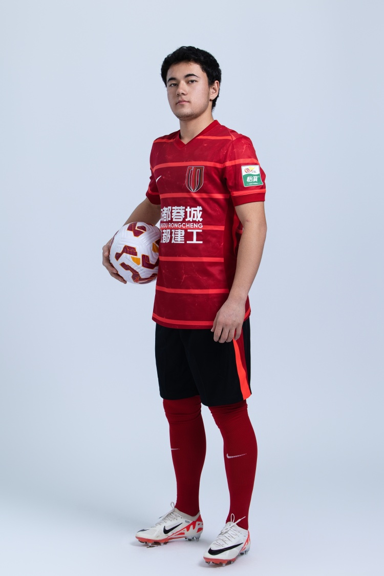 蓉城撤銷(xiāo)16歲艾比布拉中超報(bào)名，B名單補(bǔ)報(bào)門(mén)將彭浩宸