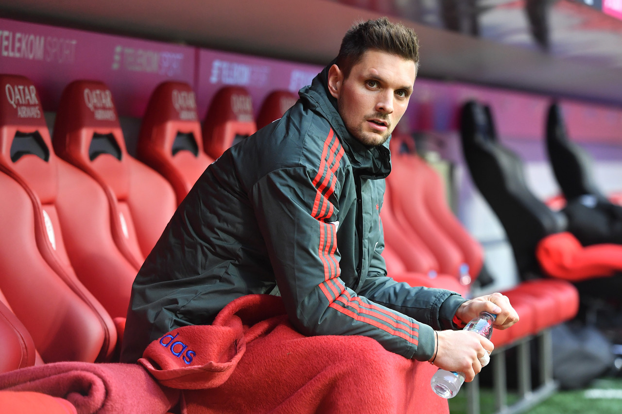 圖片報(bào)：烏爾賴希將留隊(duì)但有可能直接退役任職，拜仁則會(huì)求購邦曼