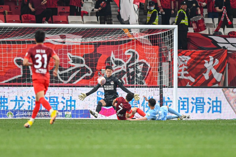 記者贊徐嘉敏：在河南經(jīng)歷坎坷但未放棄，今晚他讓更多人記住自己