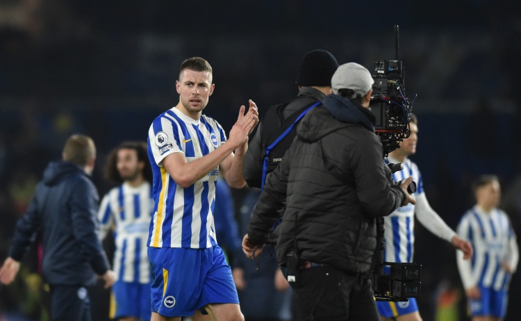 記者：布萊頓30歲中衛(wèi)韋伯斯特訓(xùn)練中膝蓋受傷，可能長(zhǎng)期缺陣