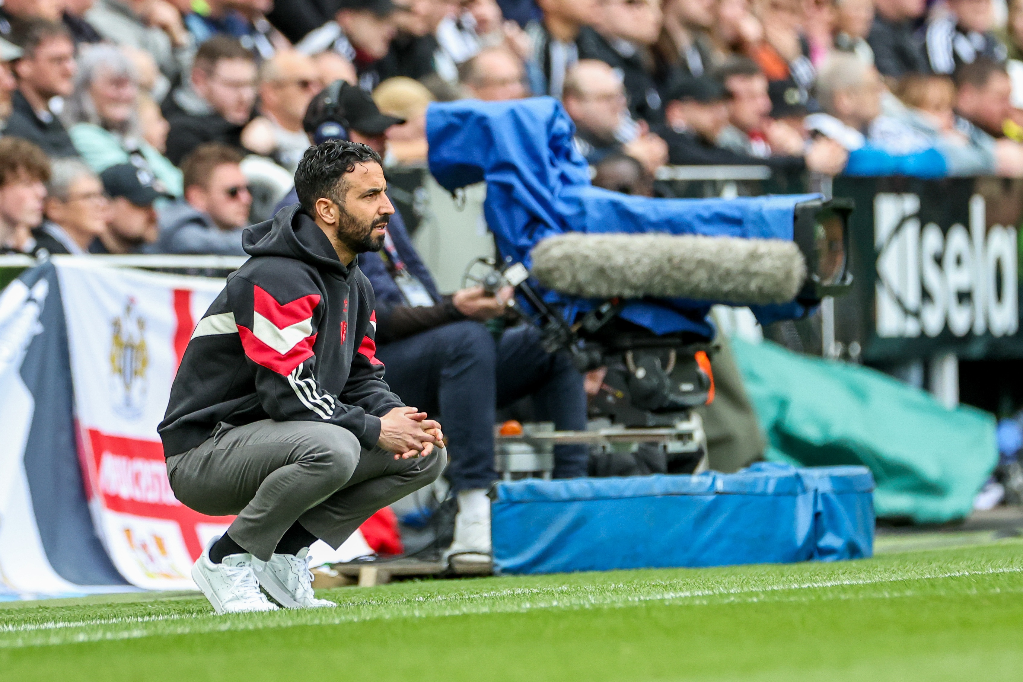 阿莫林：目前還無法確定主力陣容，在世界最佳聯(lián)賽必須做到完美