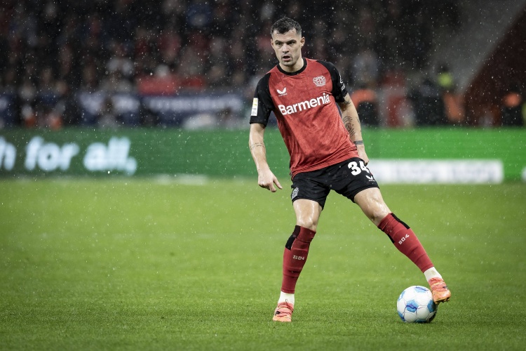 天空：扎卡轉(zhuǎn)會桑德蘭達全面協(xié)議，后者將總報價提高了700萬鎊