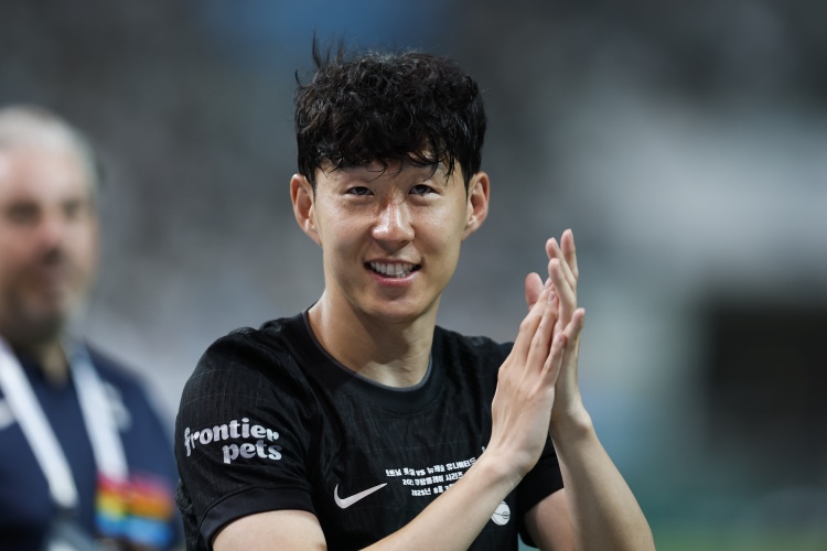 洛杉磯FC邊鋒：與孫興慜共事將是夢想成真，我將努力向他學(xué)習(xí)