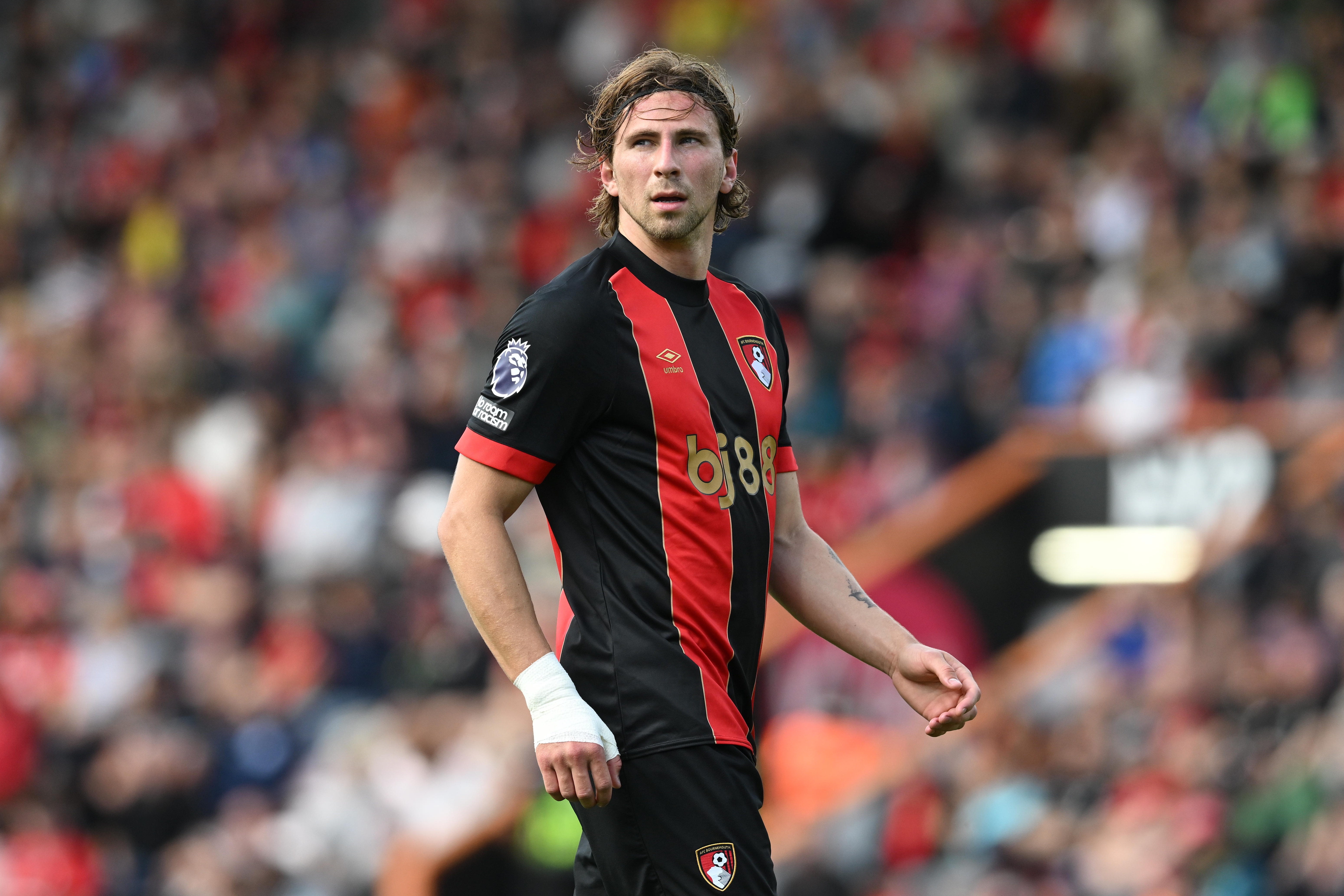 天空記者：扎巴尼轉(zhuǎn)會(huì)巴黎達(dá)全面協(xié)議，費(fèi)用5450萬(wàn)鎊+浮動(dòng)