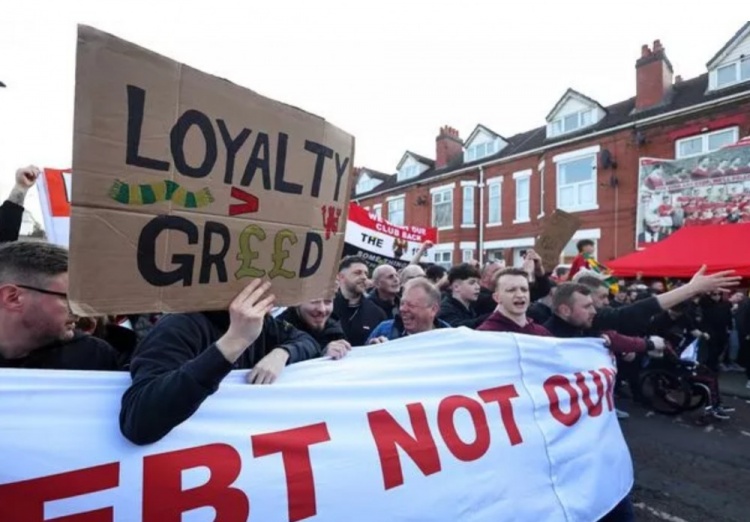 曼晚：在引進(jìn)塞斯科后，曼聯(lián)球迷團體取消對拉特克利夫的抗議計劃