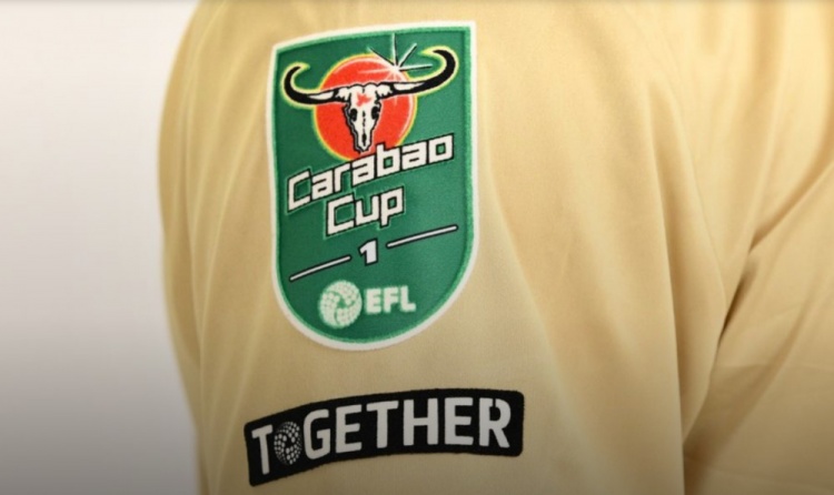 英格蘭聯(lián)賽杯推出紀(jì)念臂章，包含對各俱樂部奪冠次數(shù)的致敬