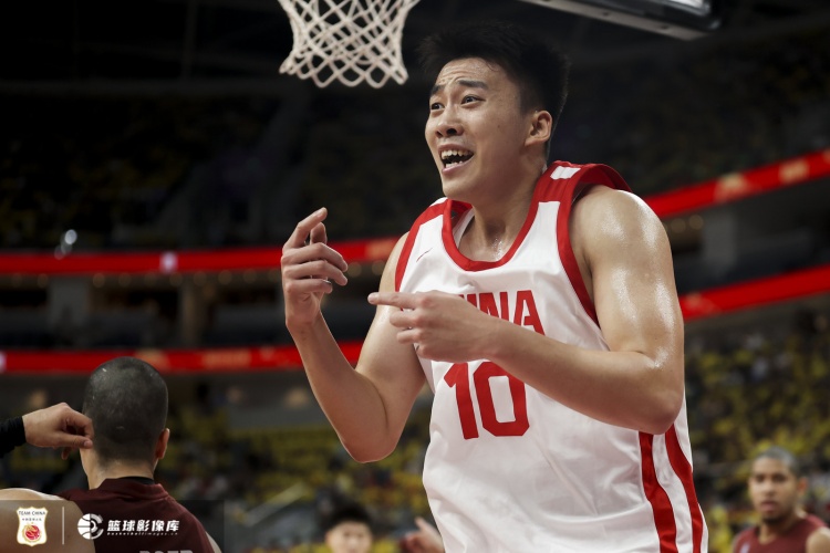 媒體人：王俊杰的成熟度遠超同齡人 他會是男籃四號位的答案嗎？