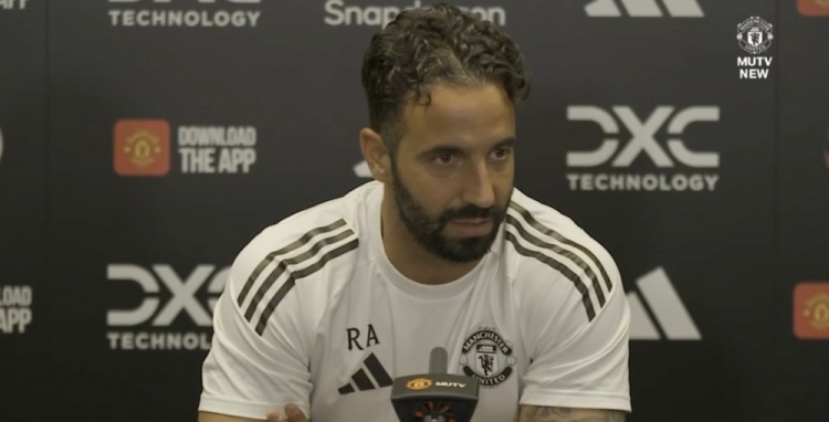 阿莫林：本賽季目標(biāo)重返歐冠 或許芒特可以踢后腰