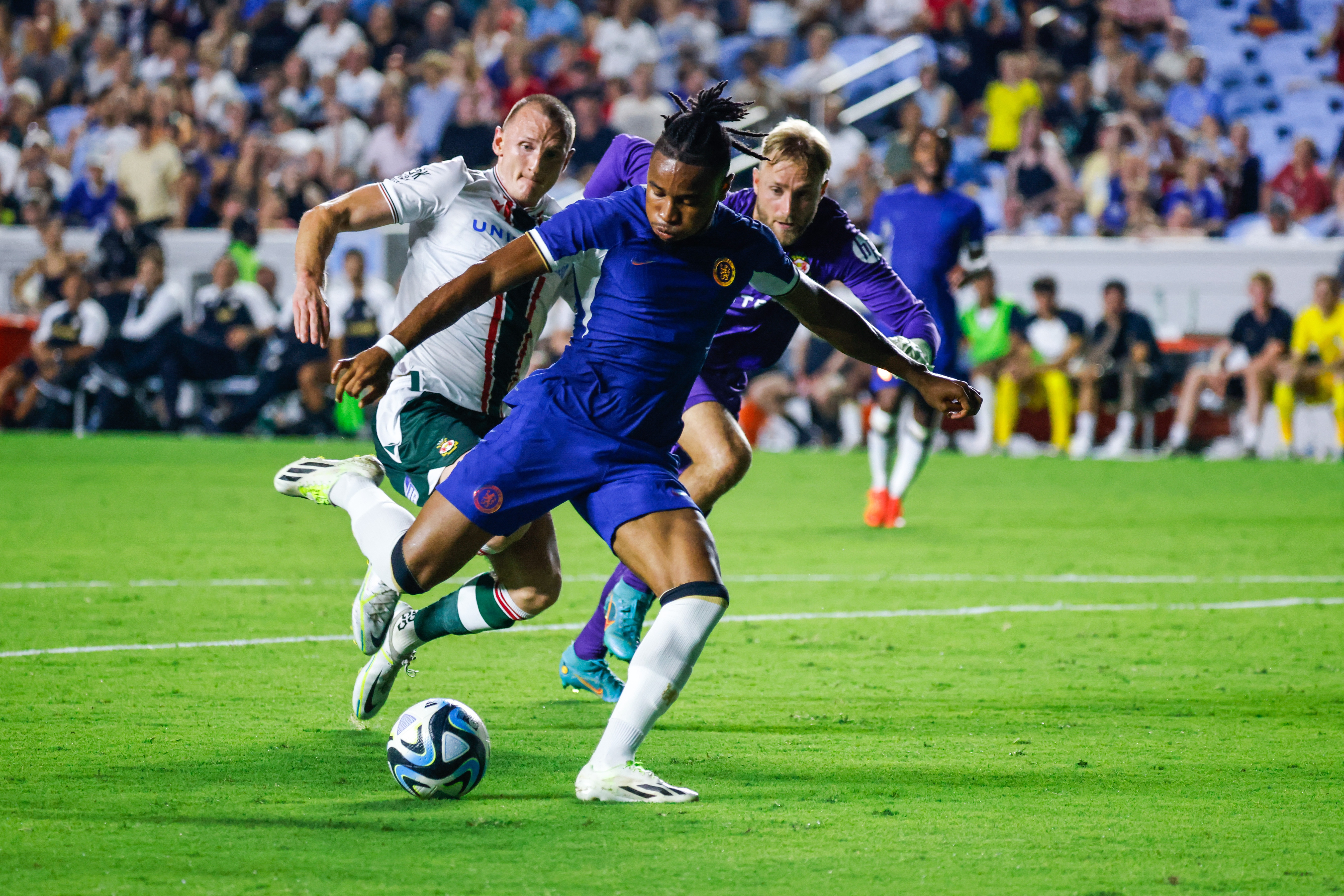 羅馬諾：恩昆庫(kù)希望加盟拜仁，切爾西堅(jiān)持永久出售&談判進(jìn)行中