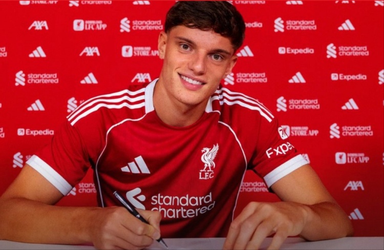 萊奧尼：非常榮幸加盟利物浦，今晚主場(chǎng)觀看揭幕戰(zhàn)然后開(kāi)啟新征程