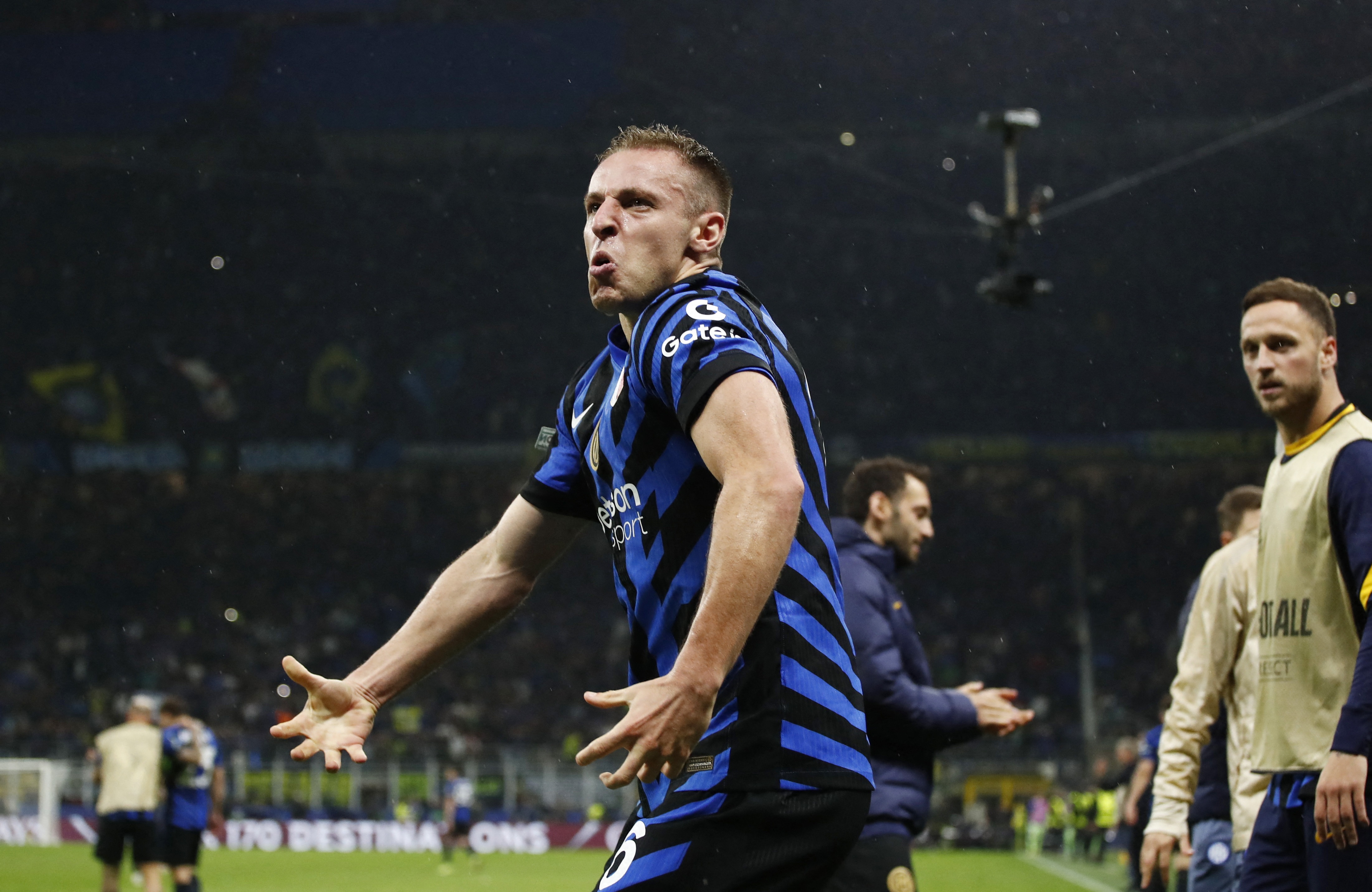 米體：國米準(zhǔn)備續(xù)約弗拉泰西，但能否獲得更多機(jī)會仍面臨激烈競爭