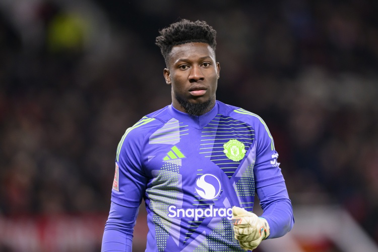 曼晚：奧納納已經(jīng)康復(fù)，但曼聯(lián)主帥阿莫林仍未確定首輪英超他首發(fā)