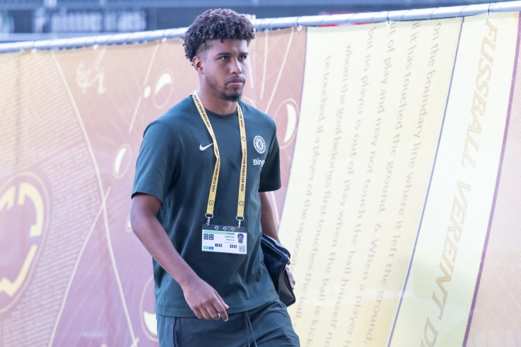 記者：西漢姆聯(lián)4500萬英鎊求購桑托斯，遭到切爾西拒絕