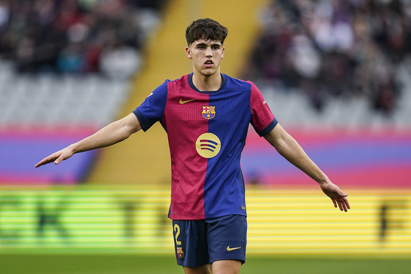 每體稱贊庫巴西：巴薩防線新領(lǐng)袖，有超出年齡的可靠性和閱讀能力