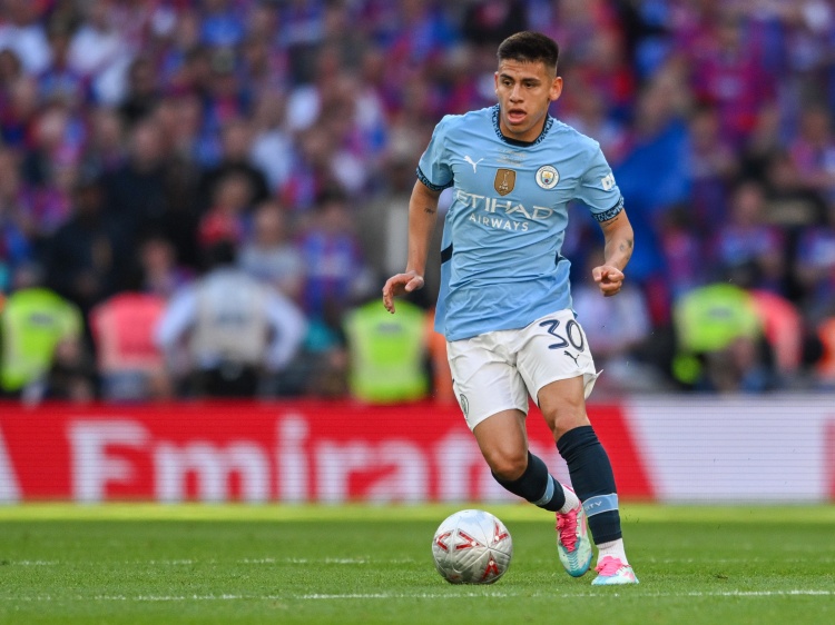 圖片報(bào)：談判簽下楚克烏梅卡變得困難，多特尋求先租后買埃切維里