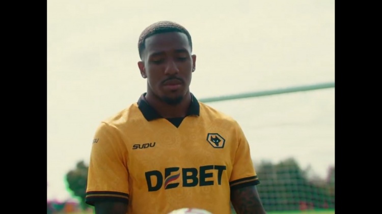 意甲最快球員！官方：狼隊簽下維羅納后衛(wèi)查丘瓦，轉(zhuǎn)會費1250萬歐