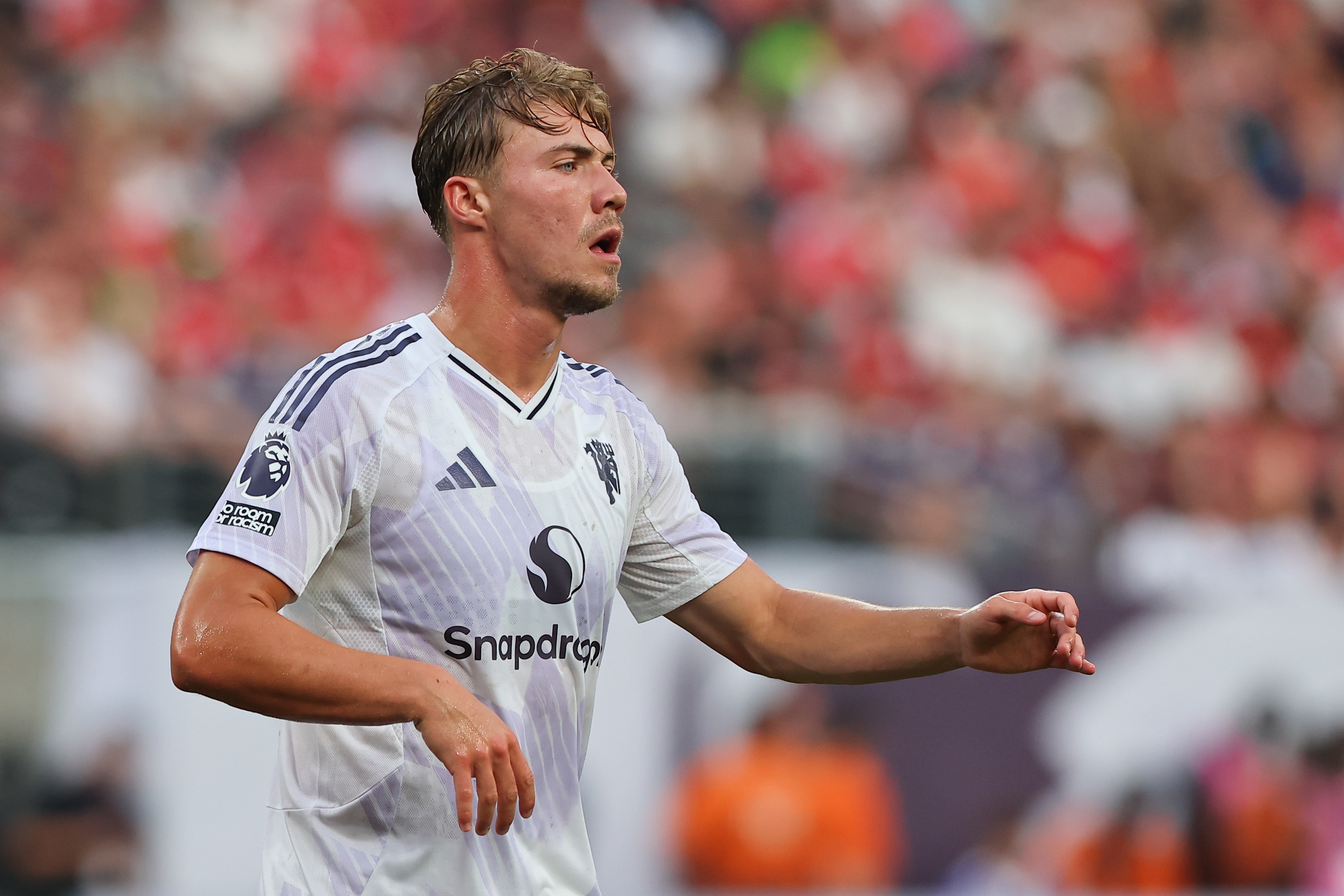 記者：那不勒斯了解霍伊倫轉(zhuǎn)會(huì)交易條件，可能幾小時(shí)內(nèi)正式報(bào)價(jià)