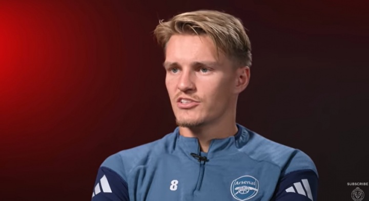 厄德高：約克雷斯能吸引防守球員注意，并為我們創(chuàng)造更多空間