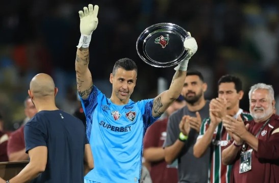 專家：44歲的法比奧打破了希爾頓保持的出場紀(jì)錄，多么偉大的成就